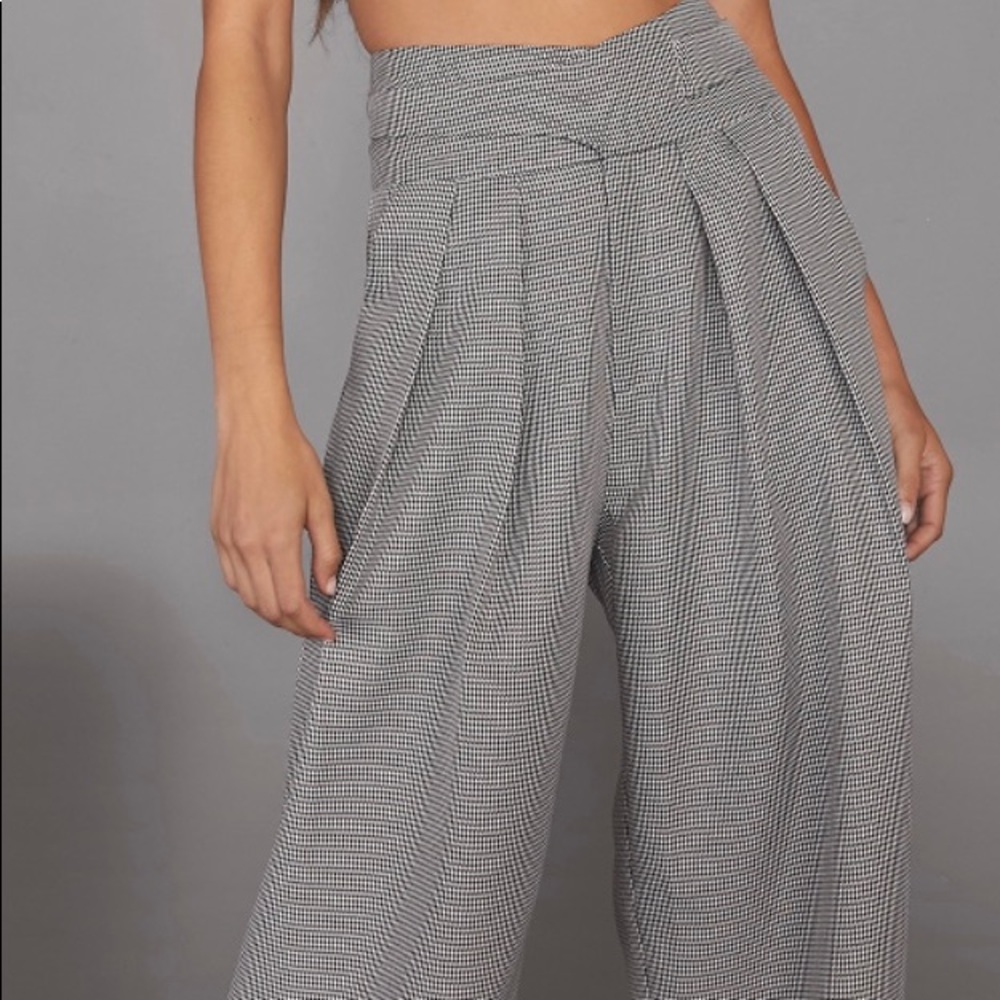 Houndstooth Wide Leg Pants 🖤  *Co-Ord Blazer in my Poshmark Closet